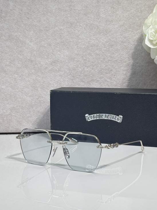 Picture of Chrome Hearts Sunglasses _SKUfw79760779fw